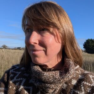 alpaca hand knitted snood in bornw and black