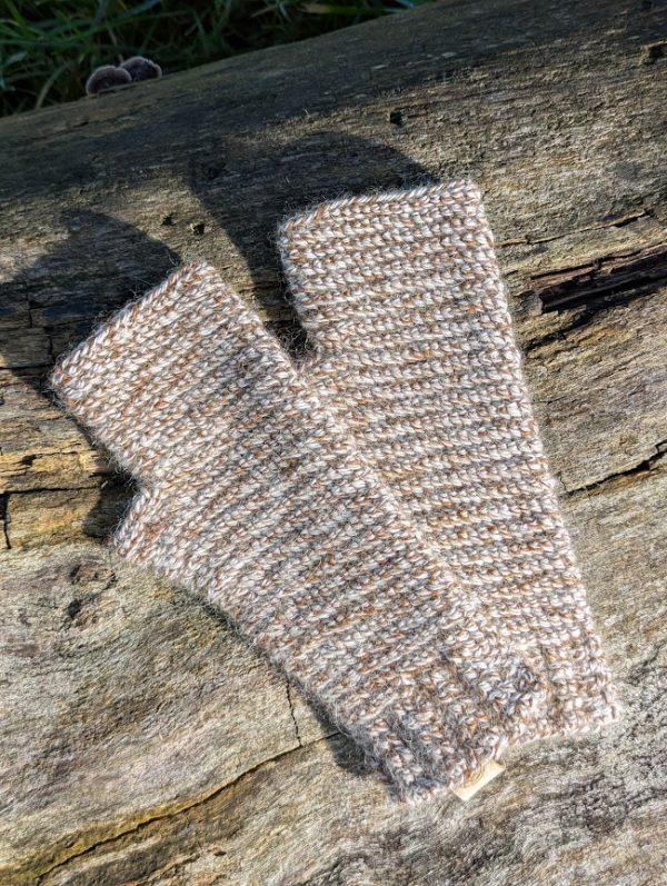 Alpaca wrist warmers - Image 2