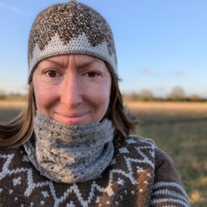 grey shetland wool lacy snood